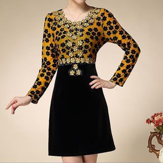 Sayumi Long-Sleeve Floral Embroidered Dress