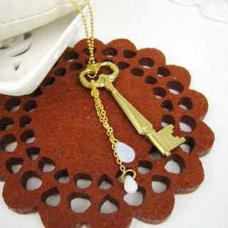 MyLittleThing Gold Kingdom's Key Necklace Gold - One Size