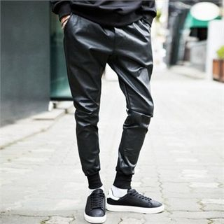 TOMONARI Faux-Leather Jogger Pants