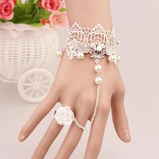 Fit-to-Kill Lace Angel Wings Skull Bracelet & Ring Set  White - One Size