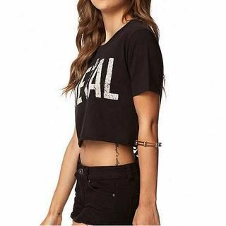 Richcoco Lettering Distressed Cropped T-Shirt