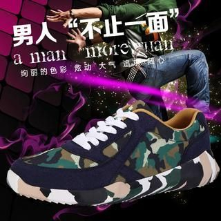 Hipsteria Camo Canvas Trainers