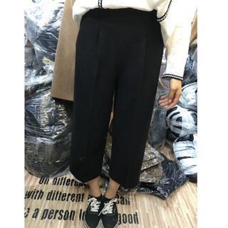 MATO Cropped Loose Fit Pants