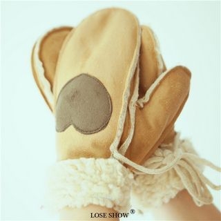 Lose Show Heart-Applique Paneled Mittens