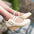 Double Strap Wedge Pumps Beige - 36 от YesStyle.com INT Double Strap Wedge Pumps Beige - 36 от YesStyle.com INT