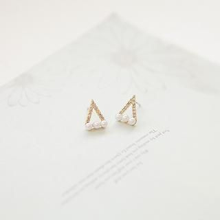 soo n soo Faux-Pearl Triangle Earrings