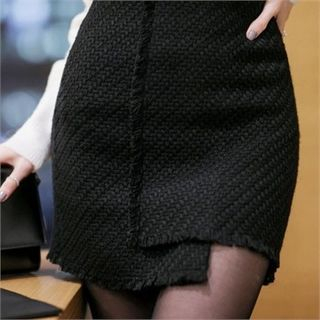 Attrangs Asymmetric-Hem Knit Mini Skirt