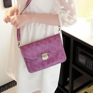 Cuteberry Faux-Leather Cross Bag