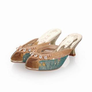 JY Shoes Rhinestone Heel Flip-flops