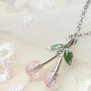 Fit-to-Kill Silver crystal cherry Necklace -Pink