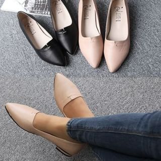 Reneve Pointy Metal-Tip Flats