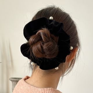 Plain Faux Pearl Velvet Scrunchie