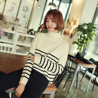 CLICK Turtleneck Stripe Sweater
