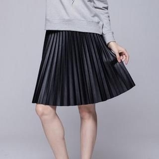 Singkbee Faux-Leather Pleated Skirt
