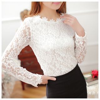 Cool Pose Long-Sleeve Lace Top