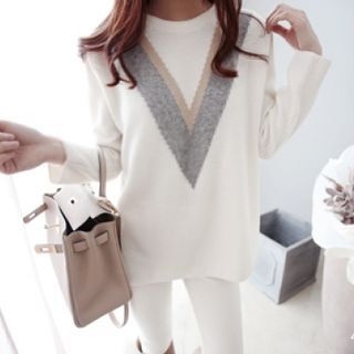 DAILY LOOK Contrast-Trim Wool Blend Knit Top