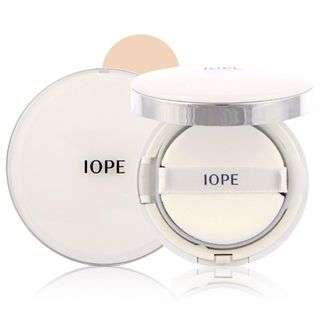 IOPE Air Cushion XP SPF 50+ PA+++ Mirror Case with Refill (Shimmer 22) Shimmer 22 - Ice Simmer Beige