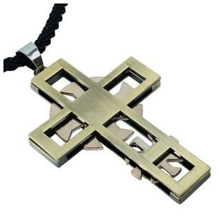 KINNO Cross Necklace