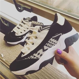 Hipsole Patterned Sneakers