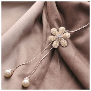 Cheermo Faux Pearl Flower Necklace