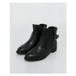 Second mind Faux-Leather Buckled Ankle Boots