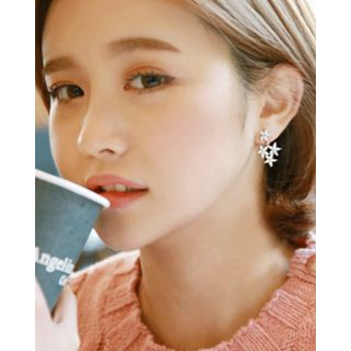 Miss21 Korea Rhinestone Floral Earrings