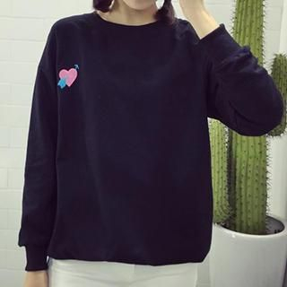 Dute Long Sleeved Embroidered Heart Pullover