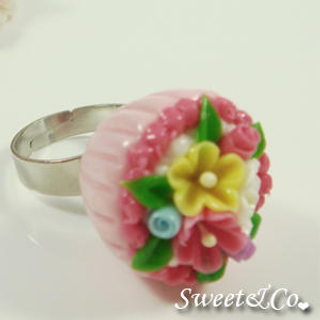 Sweet & Co. Sweet Pink Floral Mini Cupcake Silver Ring