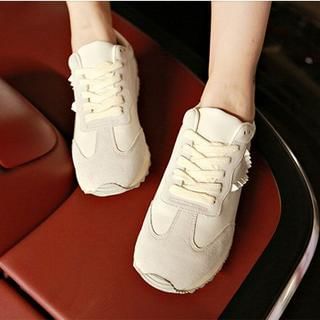 JUN.LEE Studded Lace Up Sneakers