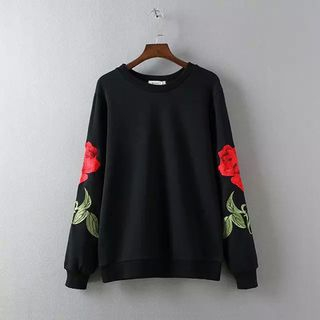 Ainvyi Embroidered Rose Pullover