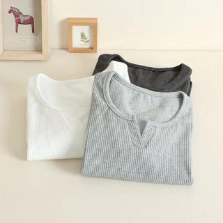 Mushi Long-Sleeve Open-Placket T-Shirt