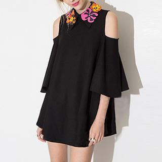 Obel Floral Collar Cutout Shoulder Shift Dress