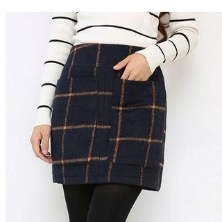 LITI Woolen Plaid Skirt