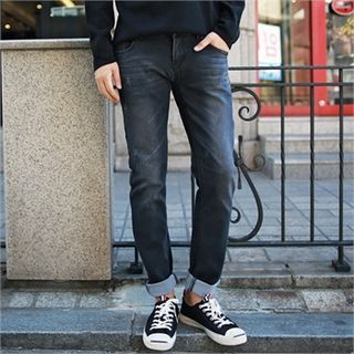 MITOSHOP Straight-Cut Washed Jeans