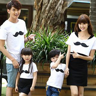 Igsoo Parents and Kids Moustache Print T-Shirt