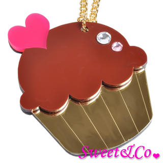 Sweet & Co. Sweet&Co. XL Mirror Chocolate Cupcake Gold Necklace Gold - One Size