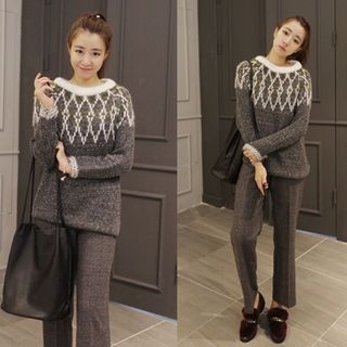 NIPONJJUYA Contrast-Neck Patterned Sweater