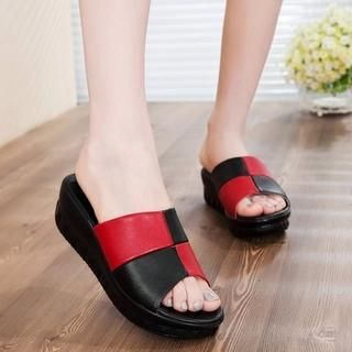 Hannah Genuine Leather Platform Slide Sandals