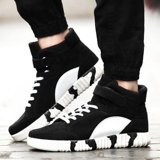 TILI Contrast-Color Sneakers