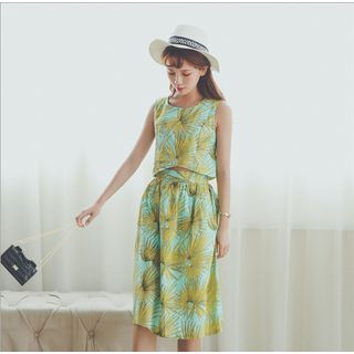SUYISODA Set: Sleeveless Floral Print Top + Floral Print Skirt