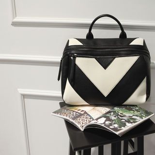 NIPONJJUYA Chevron Boston Bag