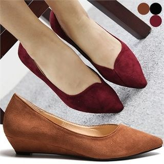 Reneve Pointy Faux-Suede Wedges
