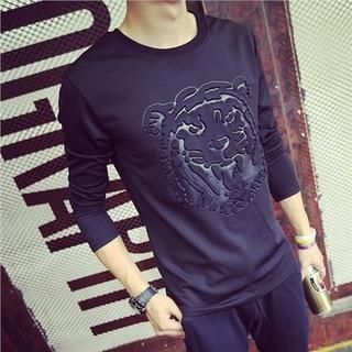 Bay Go Mall Long-Sleeve Embossed T-Shirt