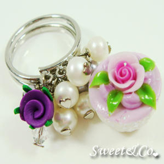 Sweet & Co. Sweet Mini Purple Glitter Cupcake Floral Ring