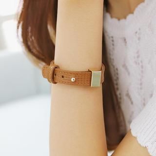 soo n soo Faux Leather Belted Bracelet