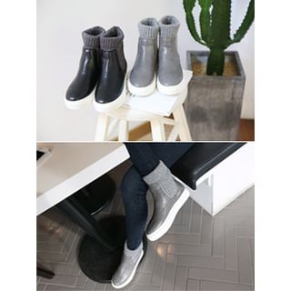 hellopeco Knit-Panel Platform Ankle Boots