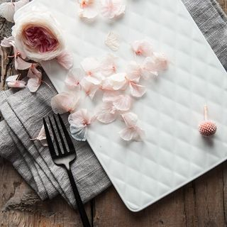 EASY HOME Quilted Ceramic Dessert Plate