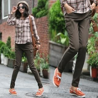 Cargo-Pocket Skinny Pants