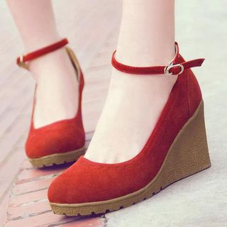 Pangmama Strapped Wedges