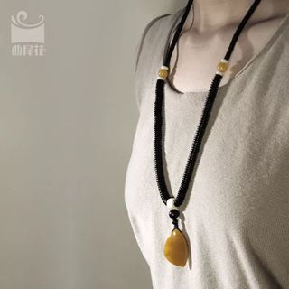 Zeno Stone Dangle Necklace